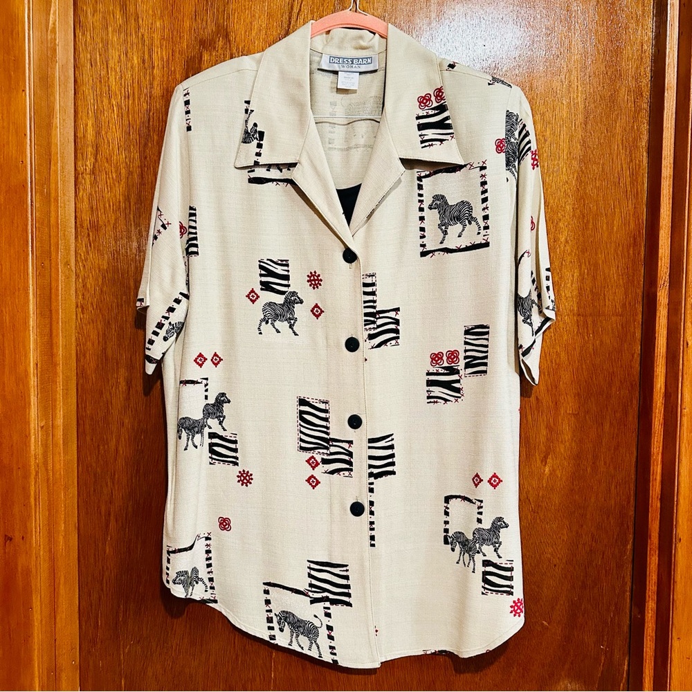 Dressbarn Woman Top Size XL  Beige Zebra Allover Print Button Up Collar USA Made